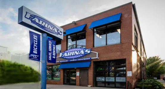 Farina's storefront