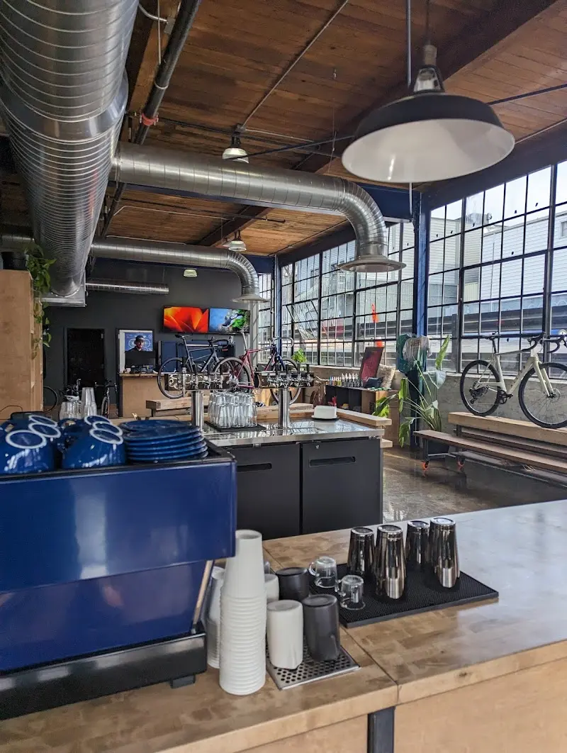 Chain & Spoke storefront