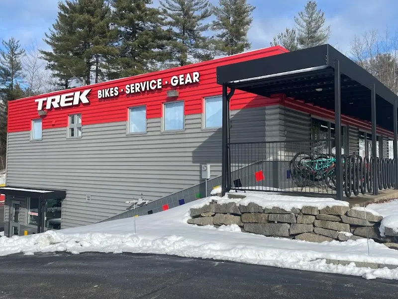Trek Bicycle Hooksett storefront