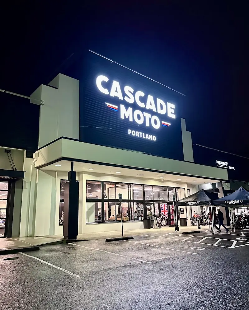 Cascade Moto Portland storefront