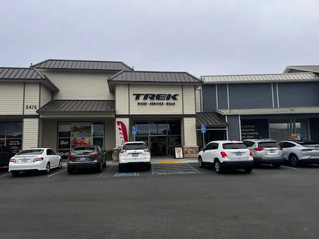 Trek Bicycle Fresno North storefront