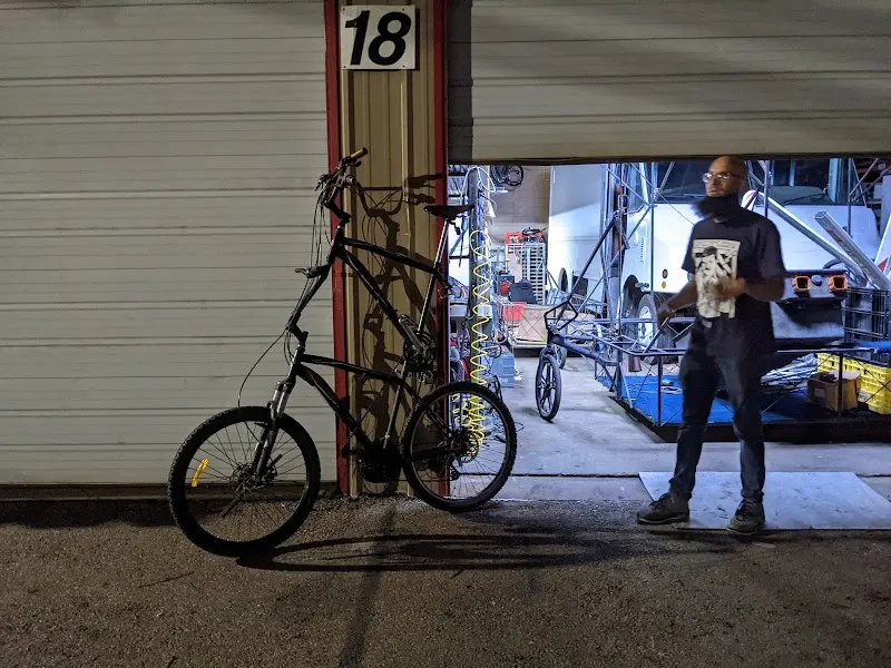 BALLER QUEST BICYCLES & EQUIPMENT storefront