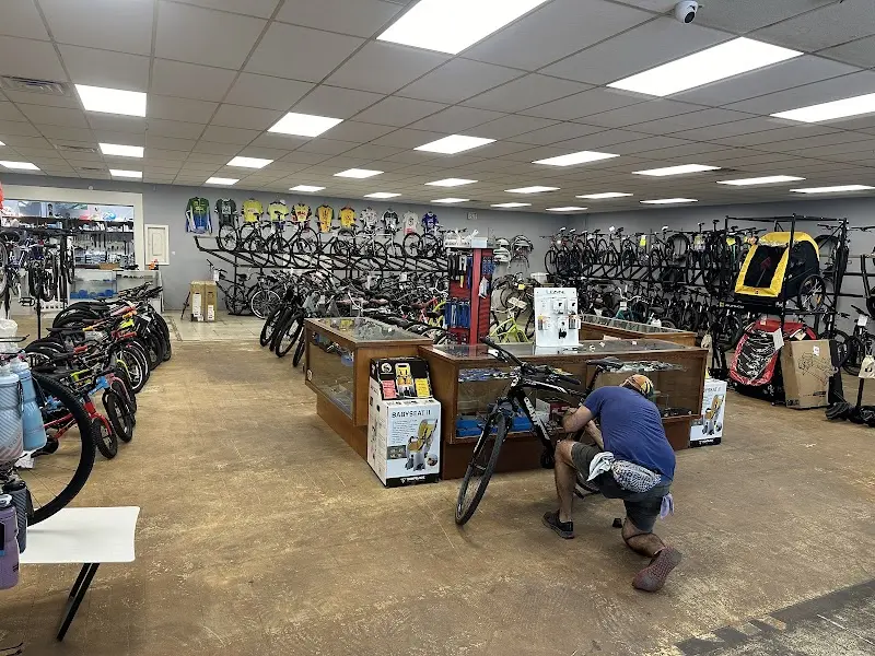 Gno Cyclery storefront