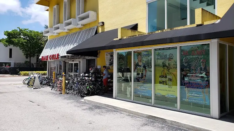 Mack Cycle & Fitness storefront