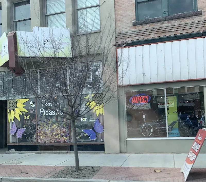 Dave's Bike Shop storefront