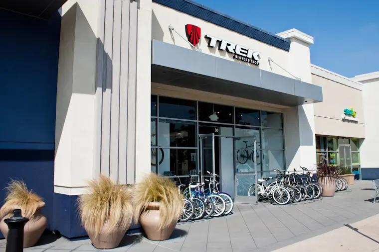 Summit Bicycles storefront