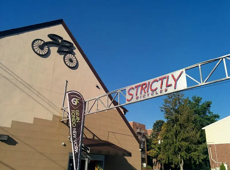 Strictly Bicycles storefront