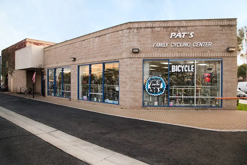 Pat's 605 Cyclery storefront