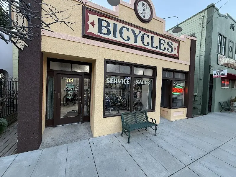 Niles BIcycles storefront