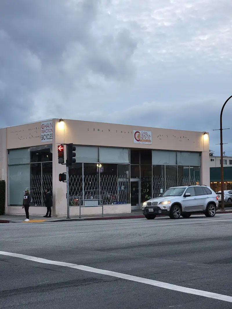Chain Reaction Bicycles storefront