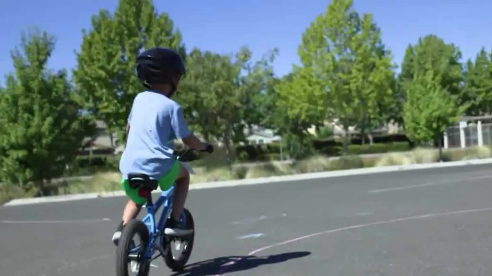 Elk Grove Approves E-Bike Sidewalk Ban and Keeps 15 mph Trail Limit